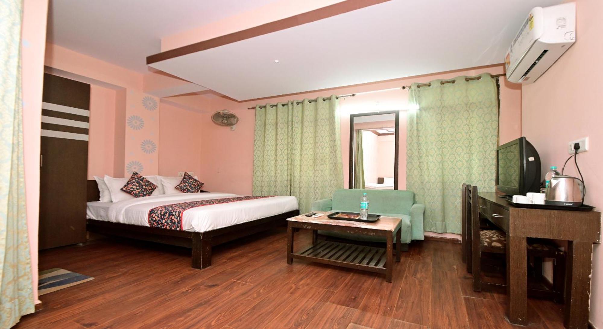 Hotel Laxmi Villa Palace-Near Jaipur Railway Station Экстерьер фото