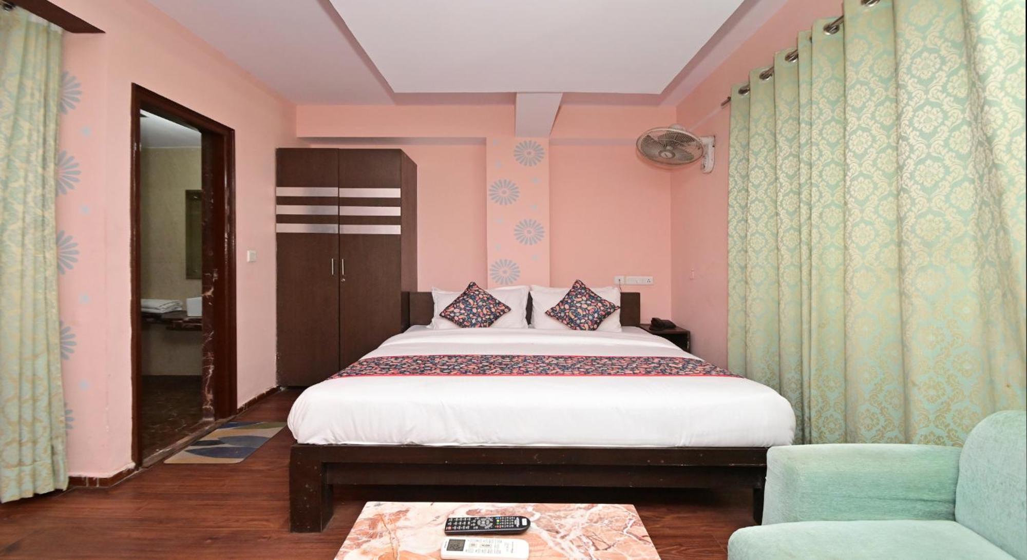 Hotel Laxmi Villa Palace-Near Jaipur Railway Station Экстерьер фото
